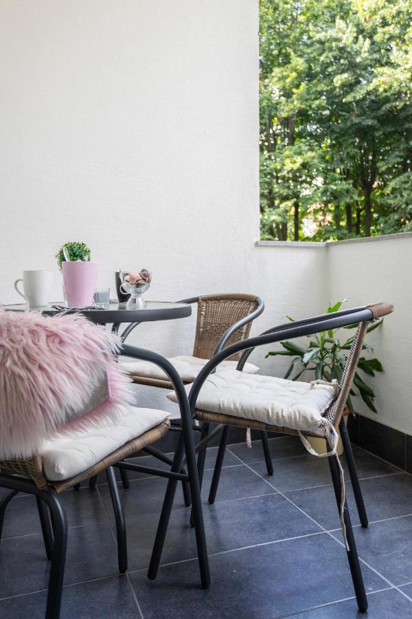 Sunny 2Bdr Apartment With A Balcony زغرب المظهر الخارجي الصورة